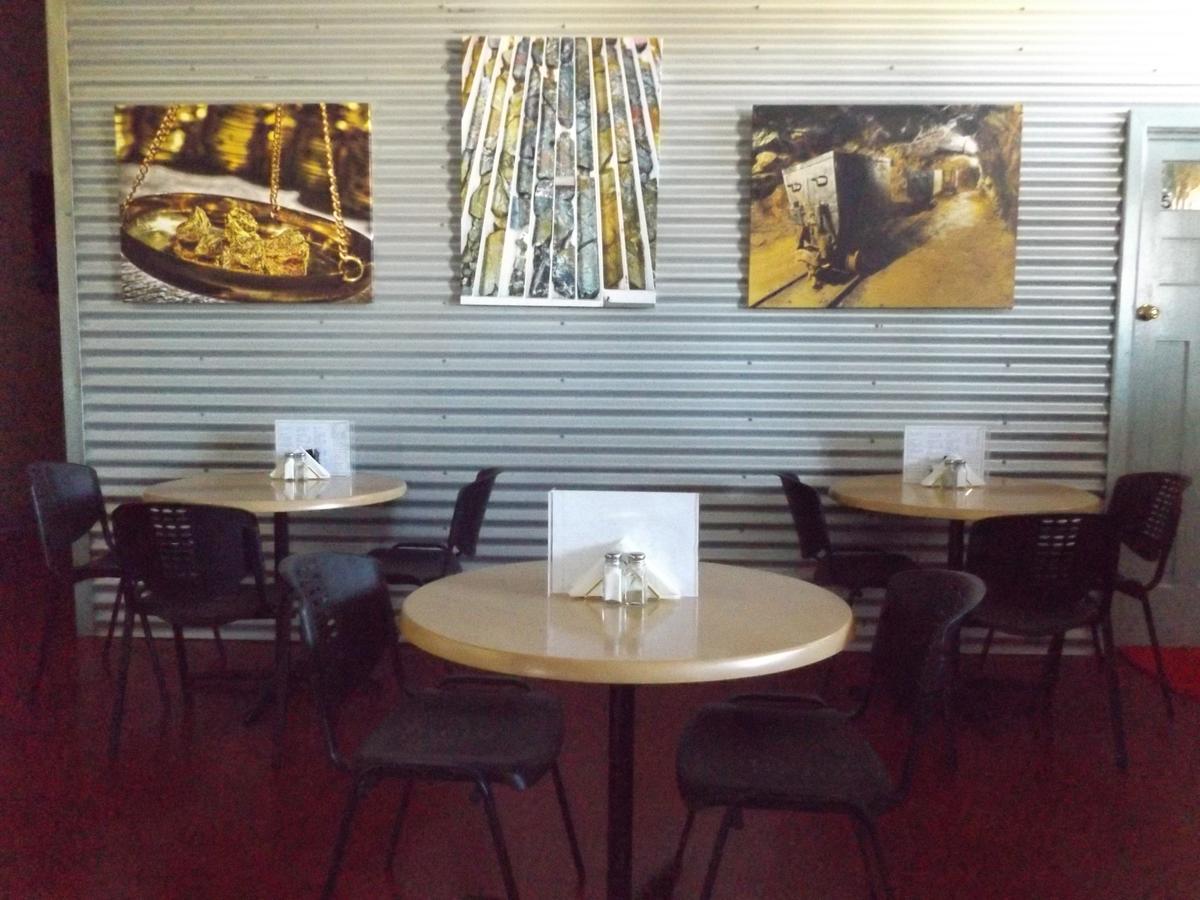 Queen Of The Murchison Guest House & Cafe Cue 外观 照片